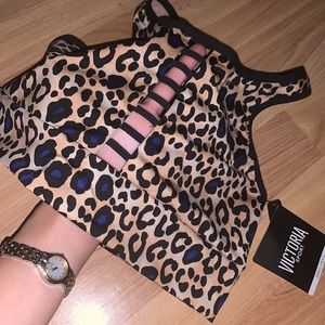 NWT! Victoria Secret Sports Bra